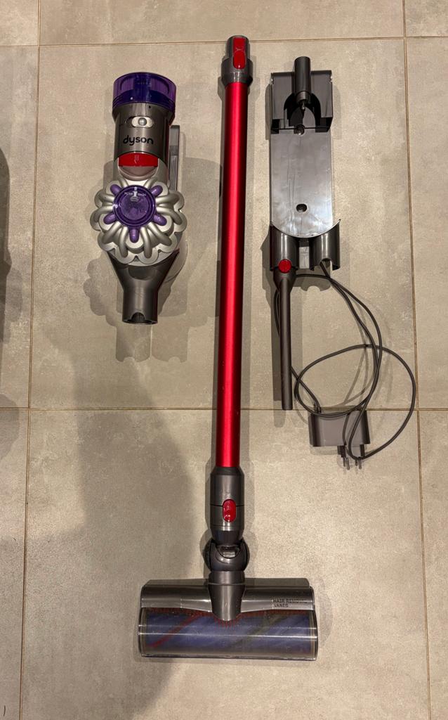 Dyson V8 Steelstofzuiger, Draadloos, Ophalen of Verzenden, Dyson, Niet werkend