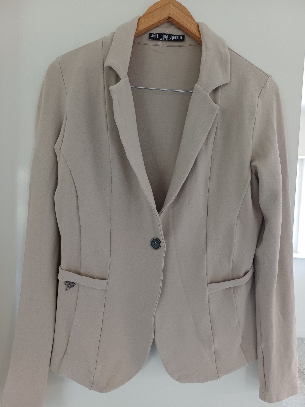 Juffrouw Jansen Blazer maat L, Kleding | Dames, Beige, Maat 42/44 (L), Ophalen of Verzenden, Zo goed als nieuw