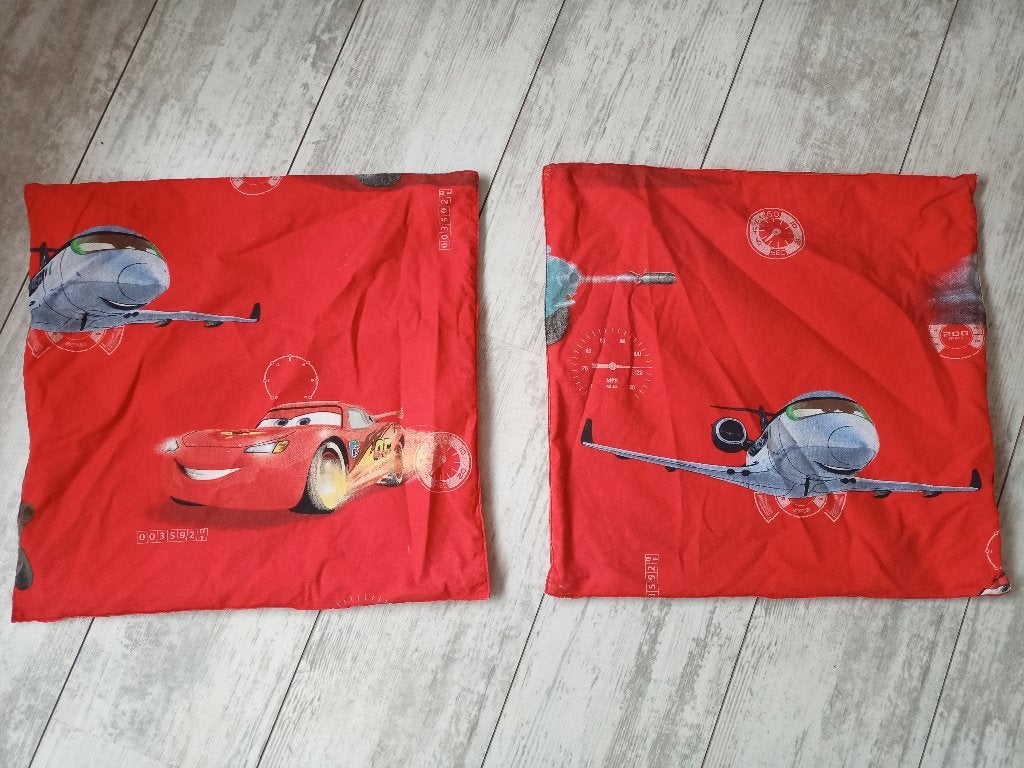 2 Cars kussenhoezen / kussenhoes voor kussen van 40 x 40 cm, Ophalen, Zo goed als nieuw, Kleed of Kussen