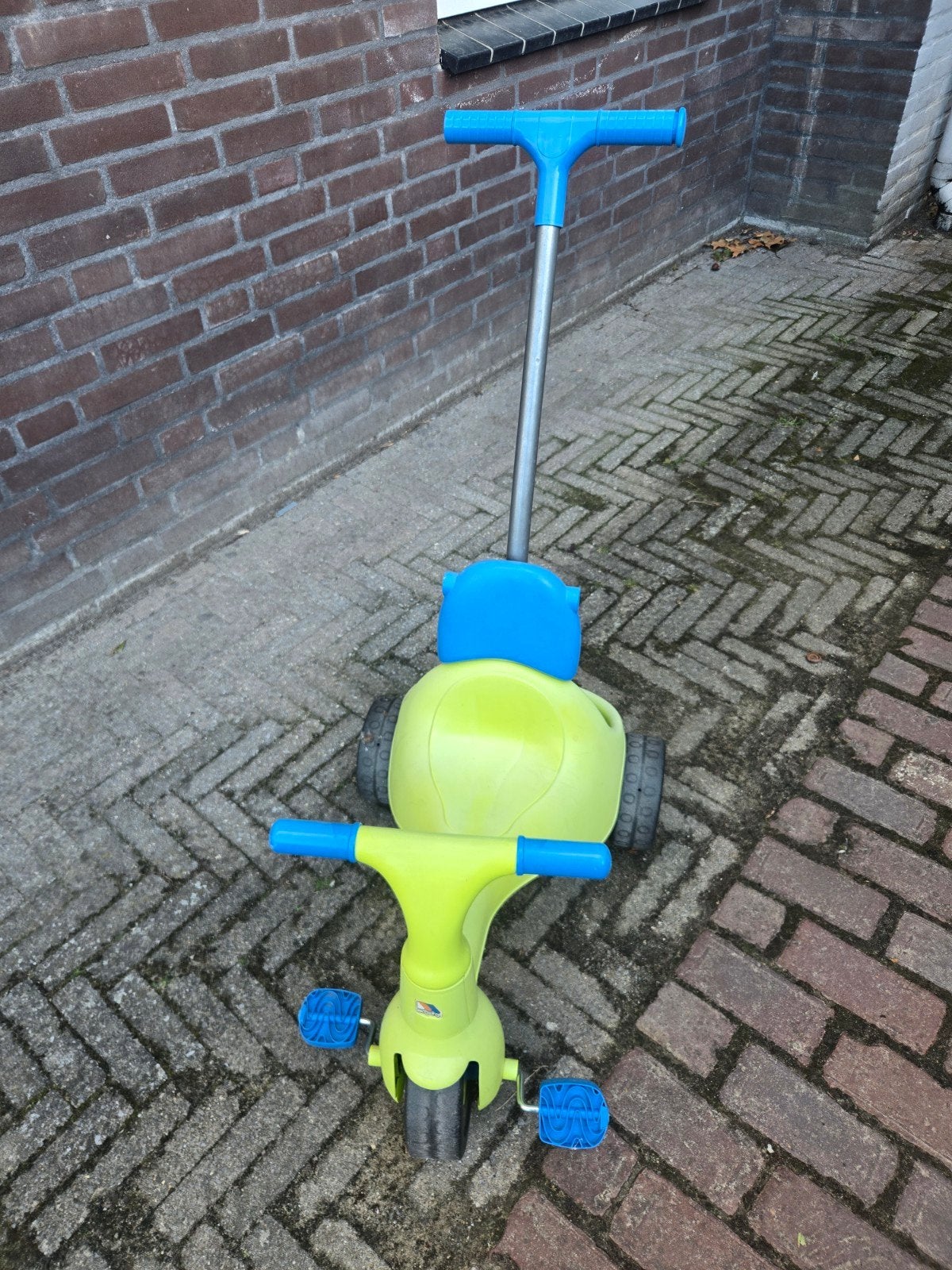 Groene kinderfiets met duwstang, Ophalen of Verzenden, Gebruikt, Overige typen