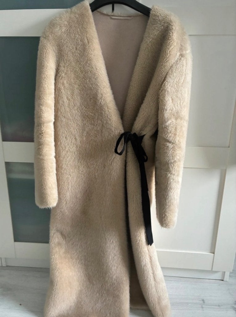 Lange beige teddy jas met strik, H&M, Beige, Ophalen of Verzenden, Maat 34 (XS) of kleiner