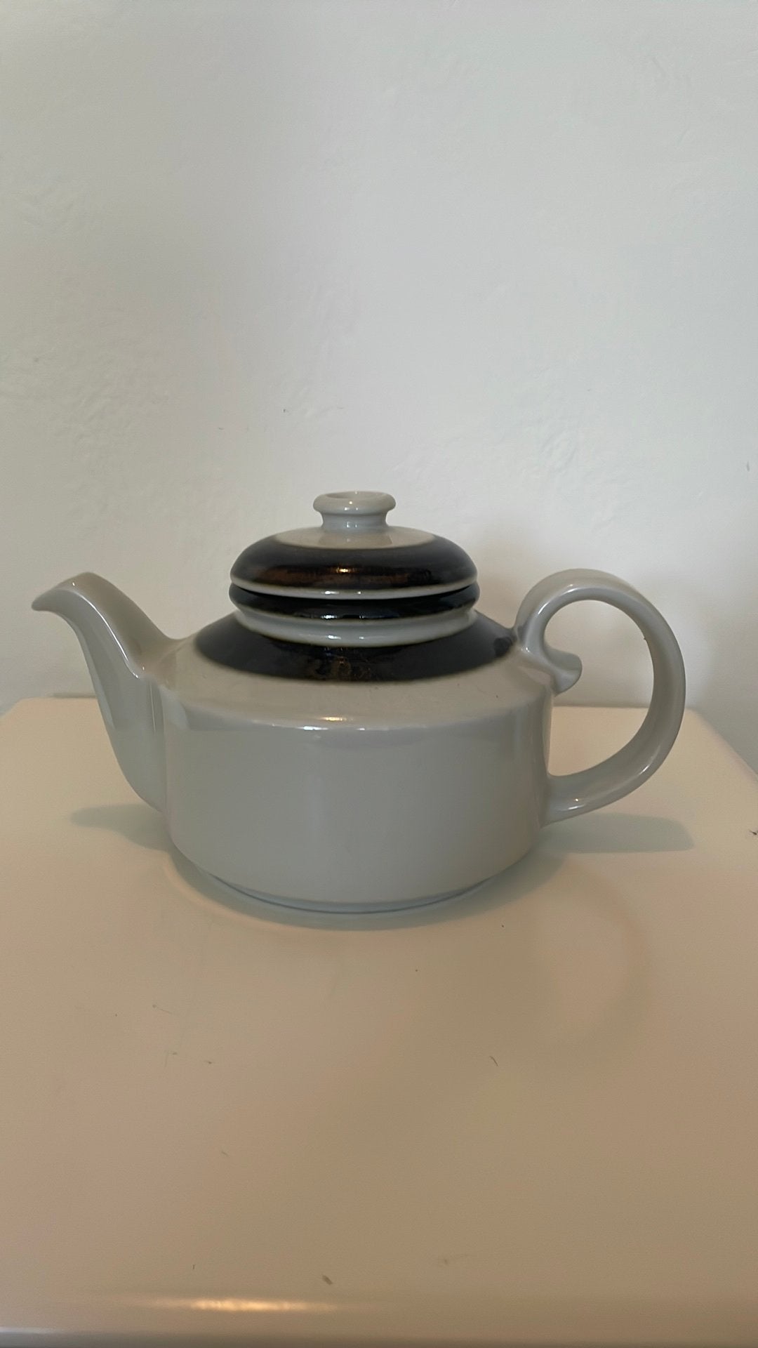 Vintage theepot Arabia Finland Karelia, Ophalen of Verzenden, Zo goed als nieuw
