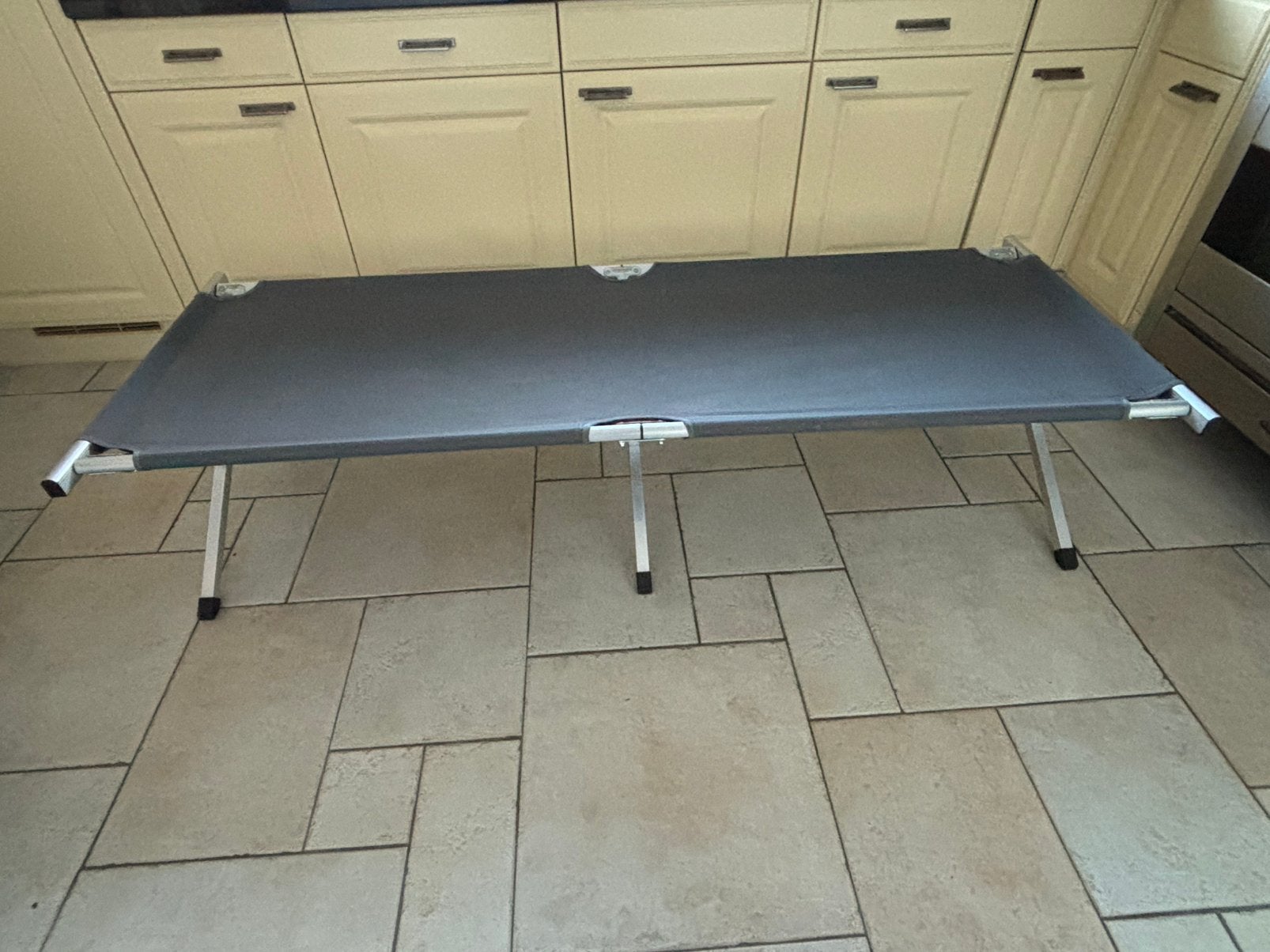 Veldbed, campingbed, slaapzak., Ophalen, Zo goed als nieuw, Overige