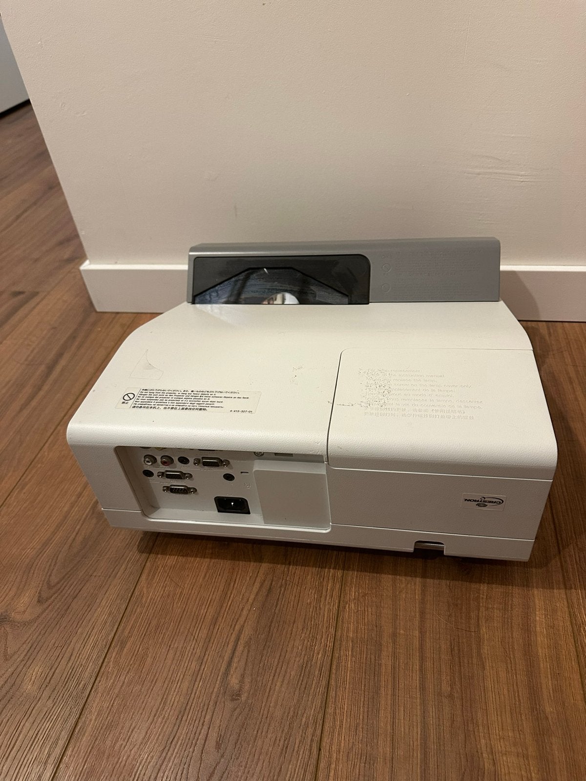 Sony VPL-SW631 ultra short throw projector, Audio, Tv en Foto, Beamers, Ophalen, Zo goed als nieuw, LCD, Overige resoluties