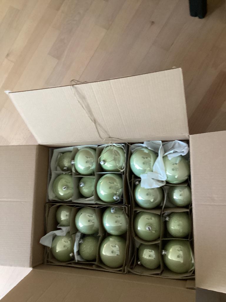Kerst Decoratie drie dozen gevuld, Diversen, Kerst, Ophalen, Zo goed als nieuw