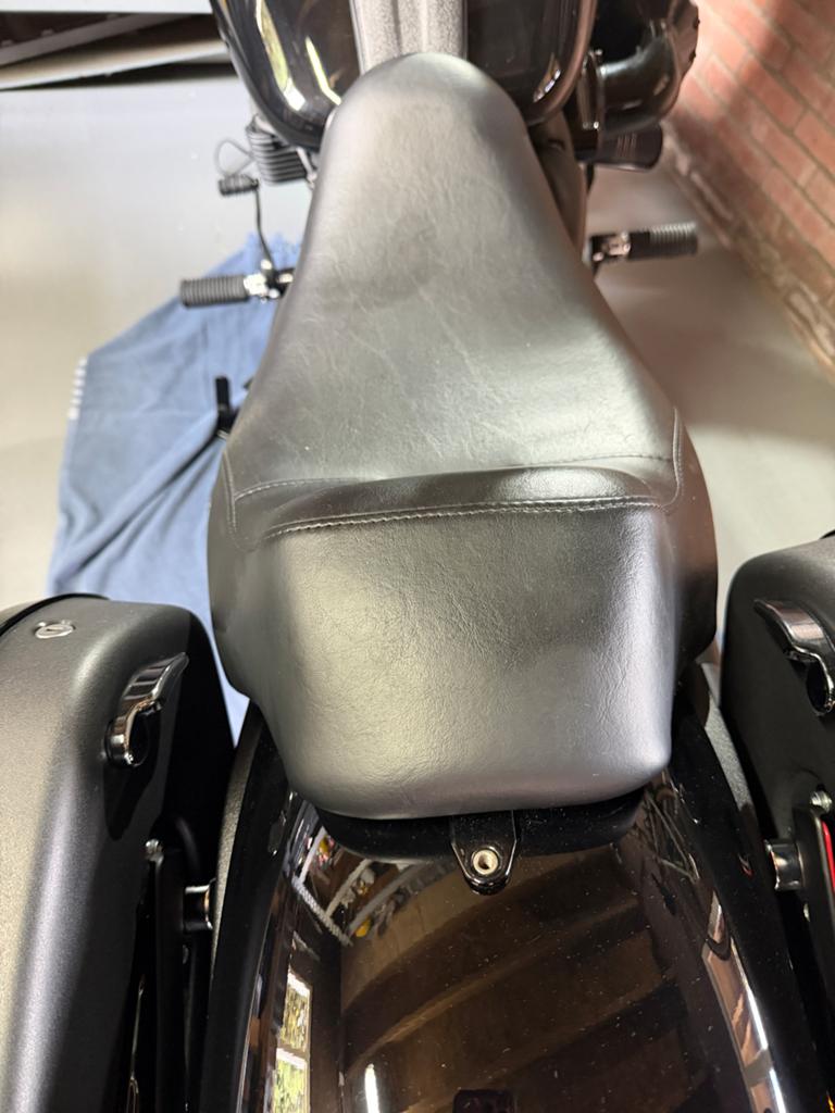 Zadel FXRLST Harley DavidsonLowrider 2024 Zadel (Nieuw), Motoren, Onderdelen | Harley-Davidson, Ophalen of Verzenden, Nieuw