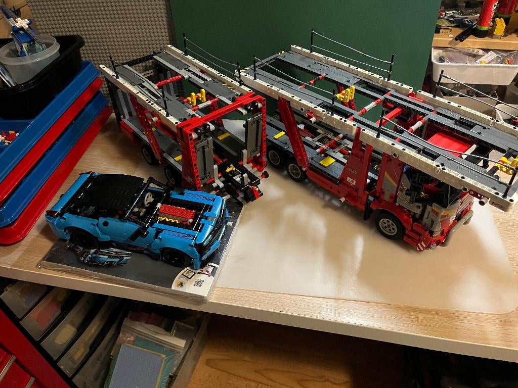 lego technic 42098 auto transporter met lading, Ophalen of Verzenden, Zo goed als nieuw, Complete set, Lego
