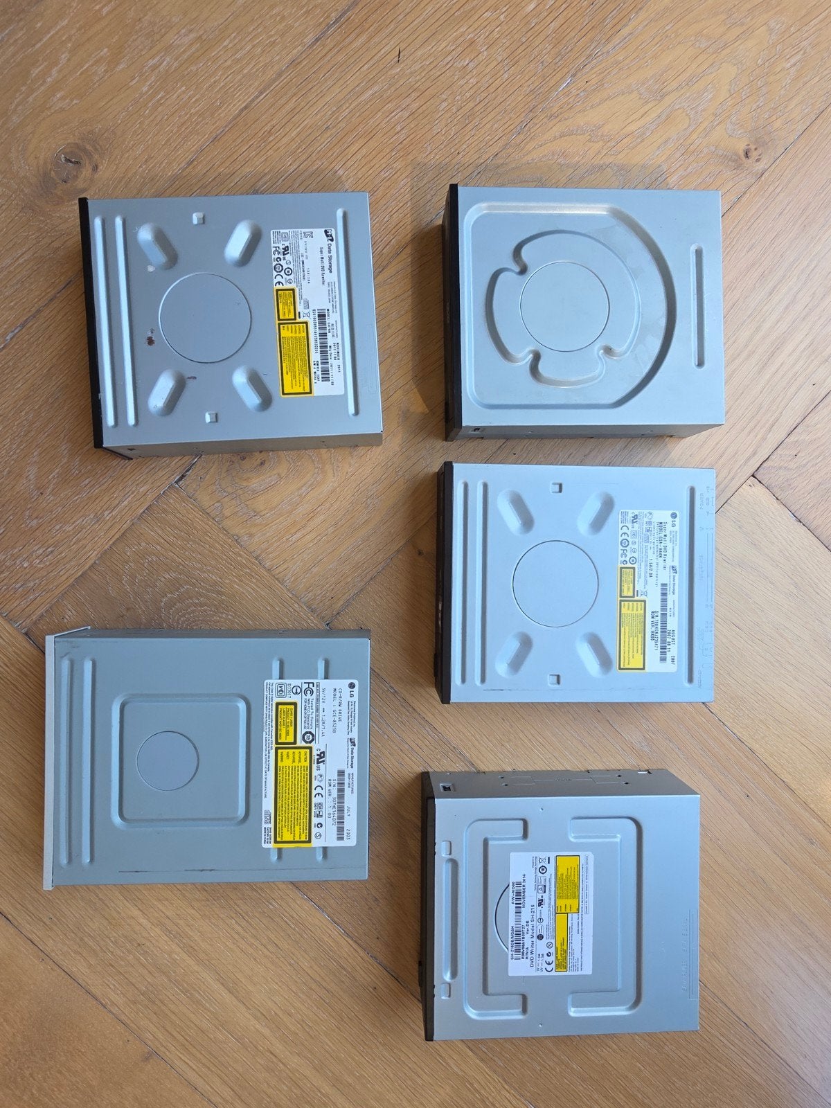 Diverse interne en externe DVD/CD-drives, Intern, Gebruikt, Dvd, Ophalen of Verzenden