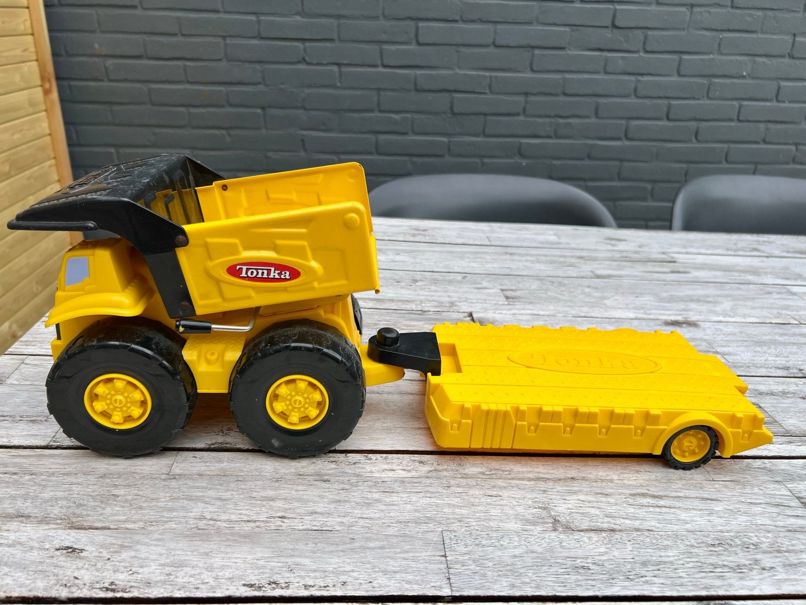 Vintage Tonka kiepwagen met aanhanger - Hasbro 2006, Ophalen of Verzenden, Gebruikt