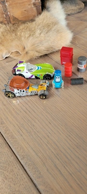 Stoere Pixar & Toy Story  / cars Hot Wheels Set! ️, Ophalen of Verzenden, Gebruikt