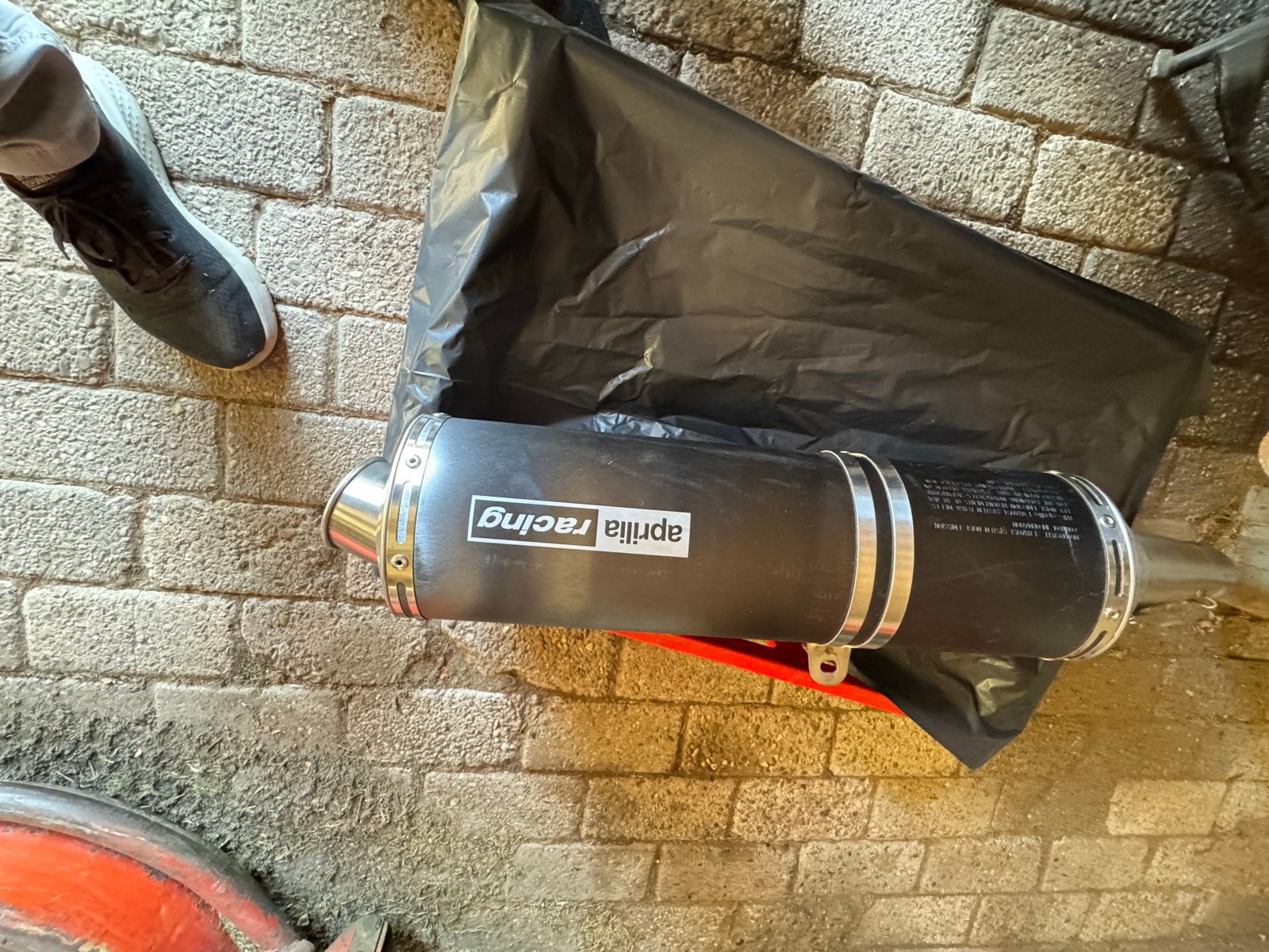Aprilia Racing uitlaatdemper  R - Zo goed als nieuw, Ophalen of Verzenden, Nieuw