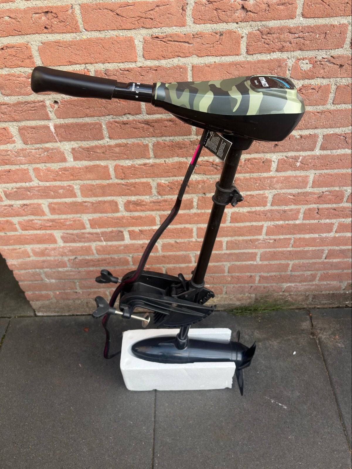 ETM tec Azure 60 elektrische fluisteren moter met accu+Lader, Watersport en Boten, Accessoires en Onderhoud, Ophalen, Nieuw, Motor en Techniek