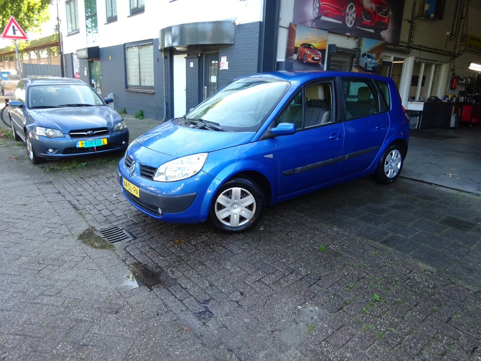 Renault Scénic 1.6-16V Dynamique Comfort MET JAAR APK, Voorwielaandrijving, Gebruikt, 1295 kg, 4 cilinders