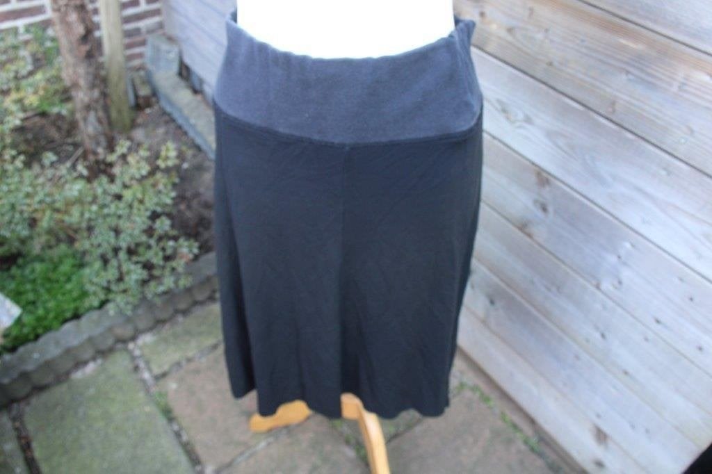 Rok zwart/ grijs King Louie mt L Vaste prijs OPRUIMING, Kleding | Dames, Rokken, Zwart, Maat 42/44 (L), Ophalen of Verzenden, Knielengte
