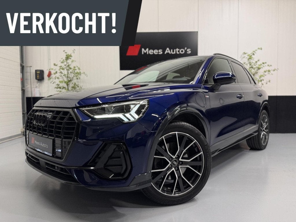 Audi Q3 45 TFSI e S edition|Matrix|Keyless|Ambiance|20"|Vol!, Gebruikt, Met garantie (alle), Blauw, Hybride Elektrisch/Benzine