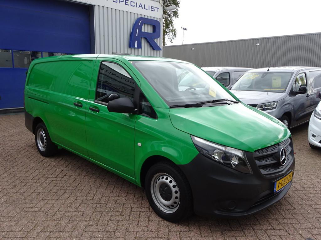 Mercedes-Benz Vito 111 CDI L2 AIRCO CRUISE CONTROL NAVIGATIE, Voorwielaandrijving, Stof, Gebruikt, 4 cilinders