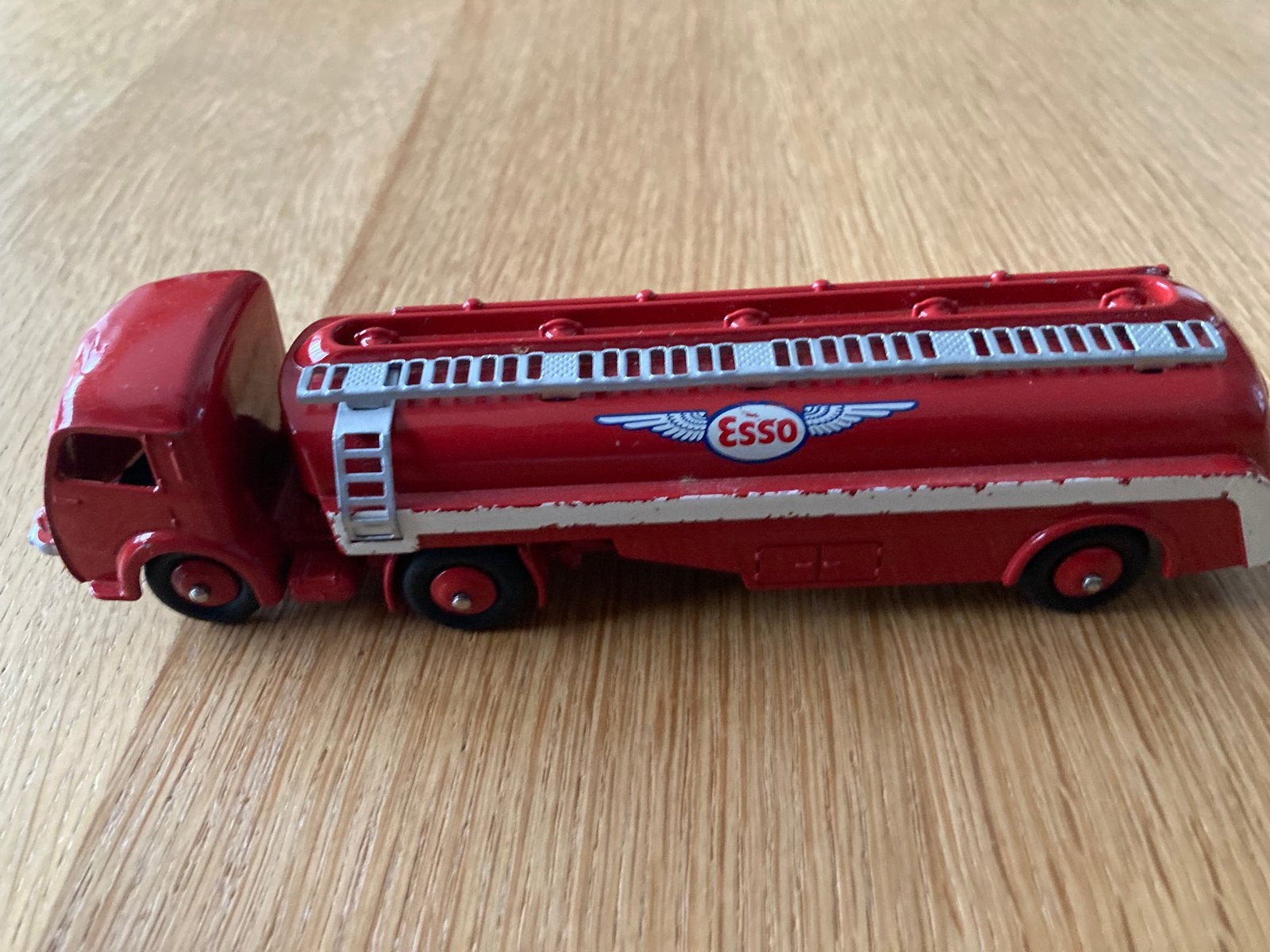Dinky Toy Esso tankwagen, Ophalen of Verzenden, Gebruikt