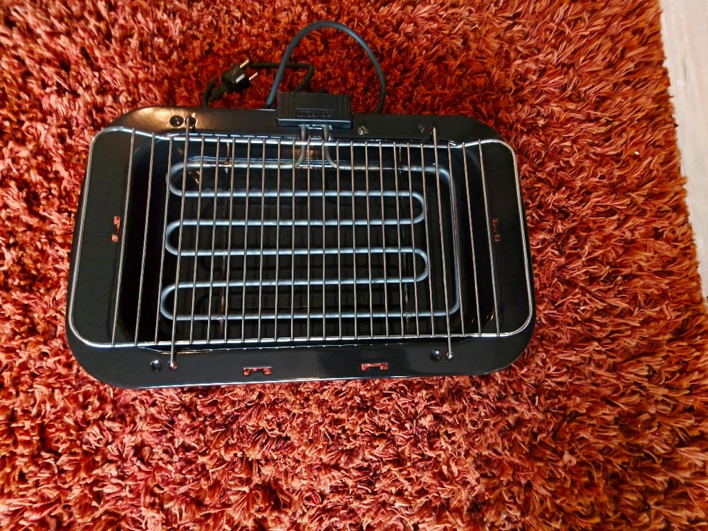Elektrische grill/ bbq, Ophalen, Zo goed als nieuw, Onbekend