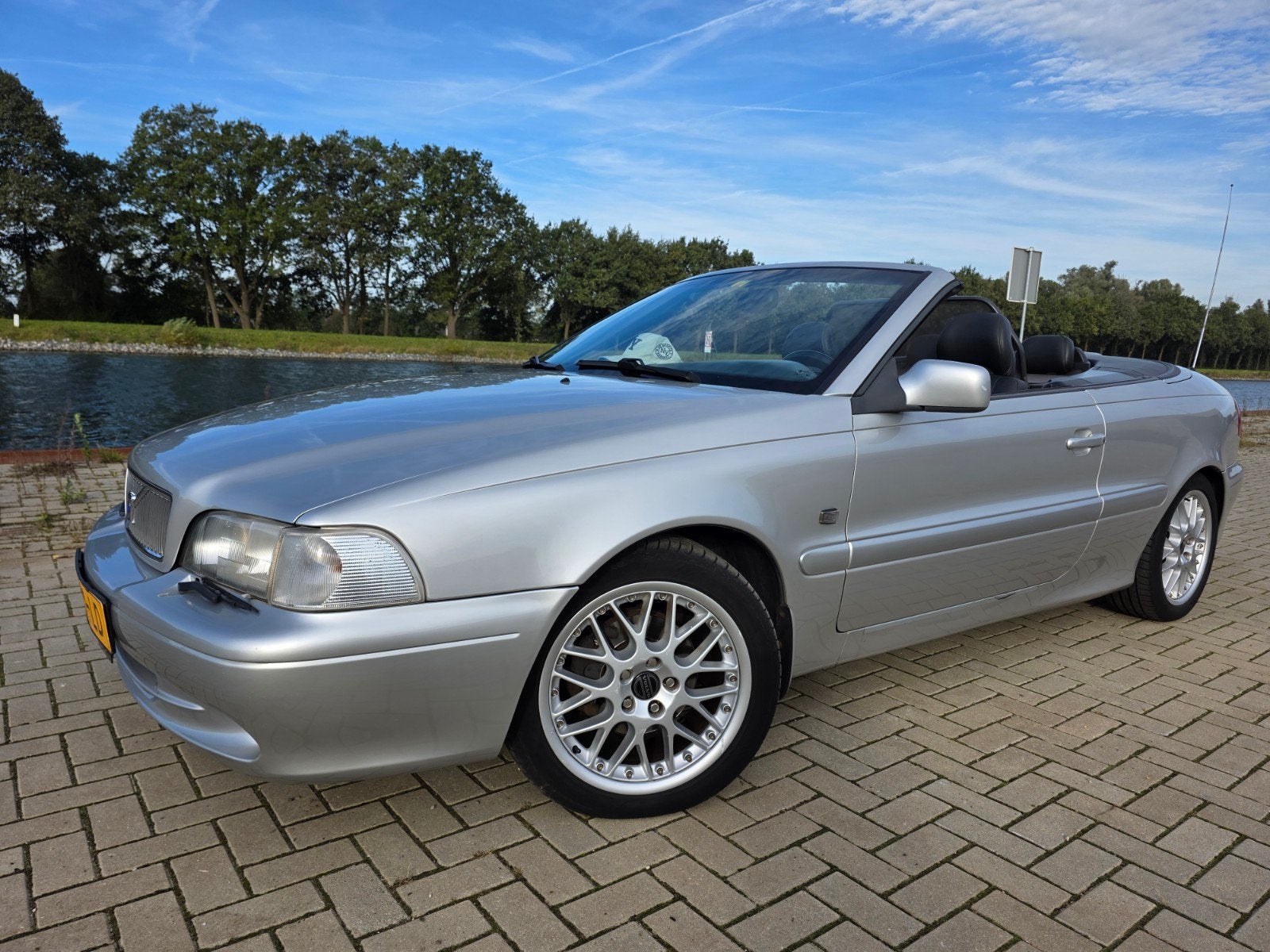 Volvo C70 2.0 T 163PK Cabrio AUT 2001 Grijs, Auto's, C70, 4 stoelen, 163 pk, Particulier