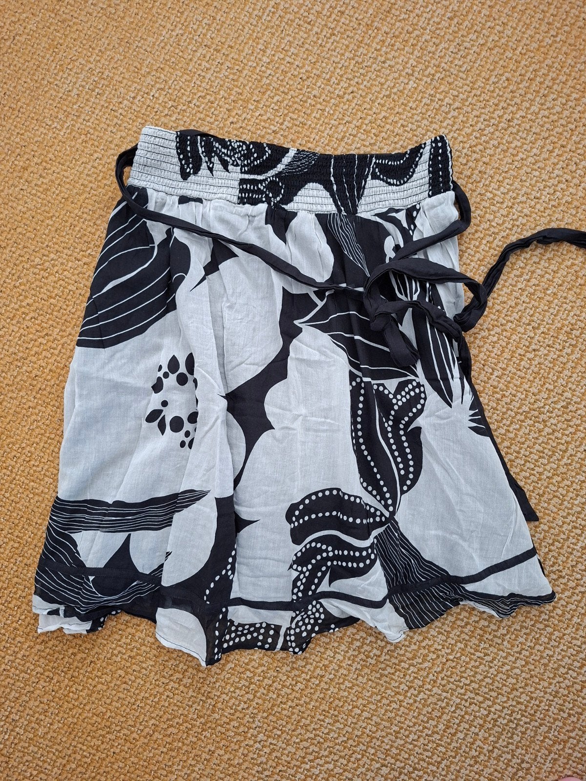 Dept rok - zwart wit - ruime S, valt als M/L, Maat 38/40 (M), Zwart, Ophalen of Verzenden, Gedragen