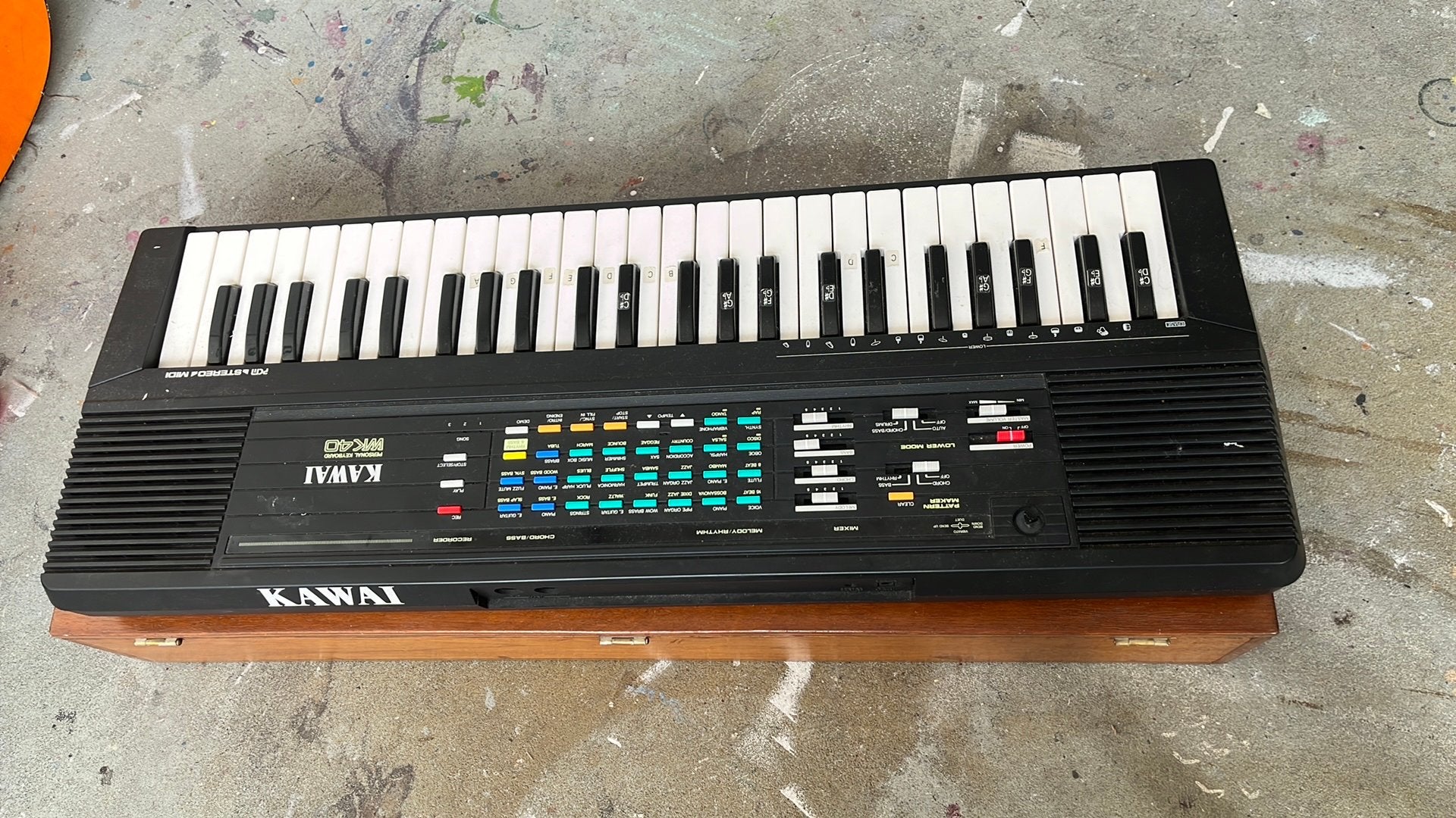 KAWAI personal keyboard WK40 + wooden case, Muziek en Instrumenten, Ophalen, Zo goed als nieuw