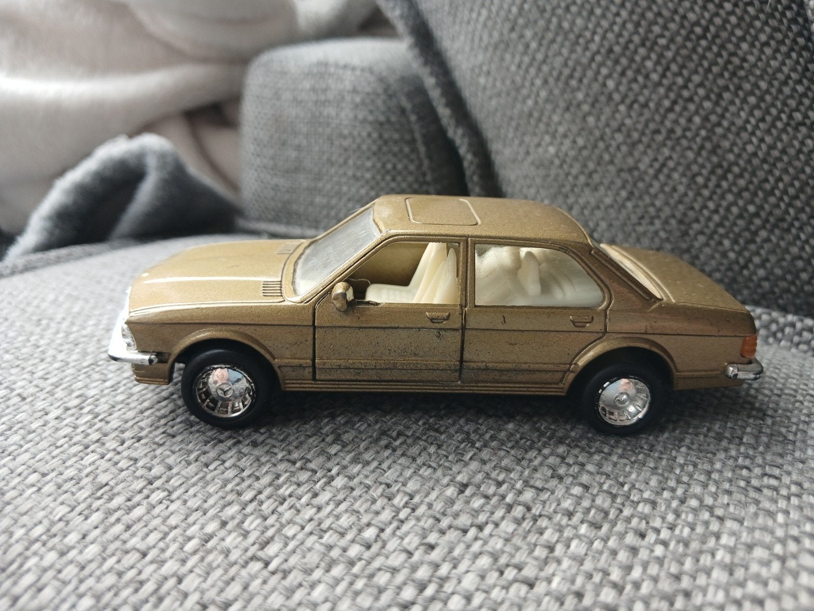 Vintage BMW 7 Serie Schaalmodel 1:43, Ophalen of Verzenden, Gebruikt, Auto, Overige merken
