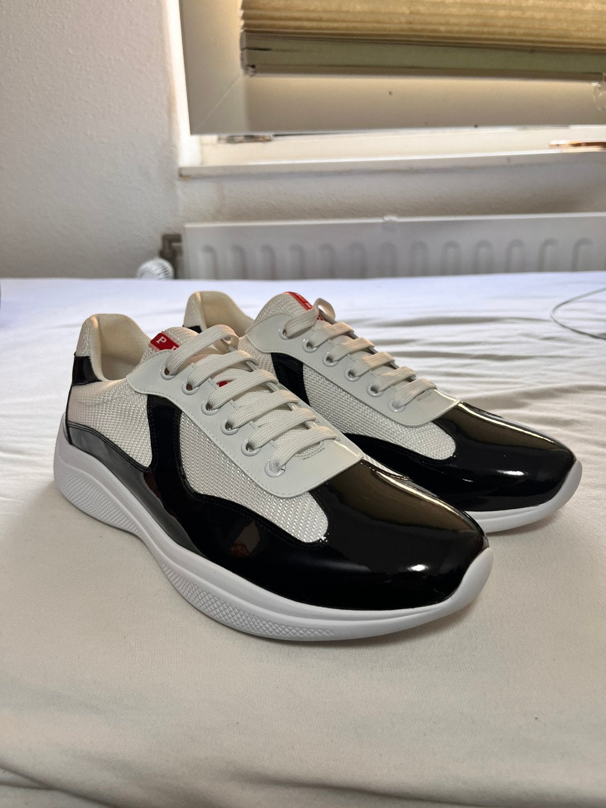 Prada cups nieuw maat 44/45, Zwart, Overige typen, Nieuw, Ophalen of Verzenden
