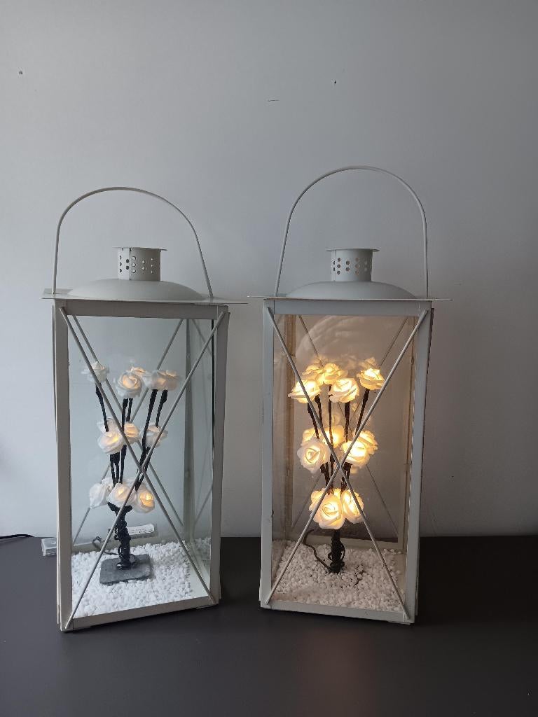 Set van 2 witte lantaarns met LED rozen verlichting, Ophalen, Overige materialen, Gebruikt, Wit