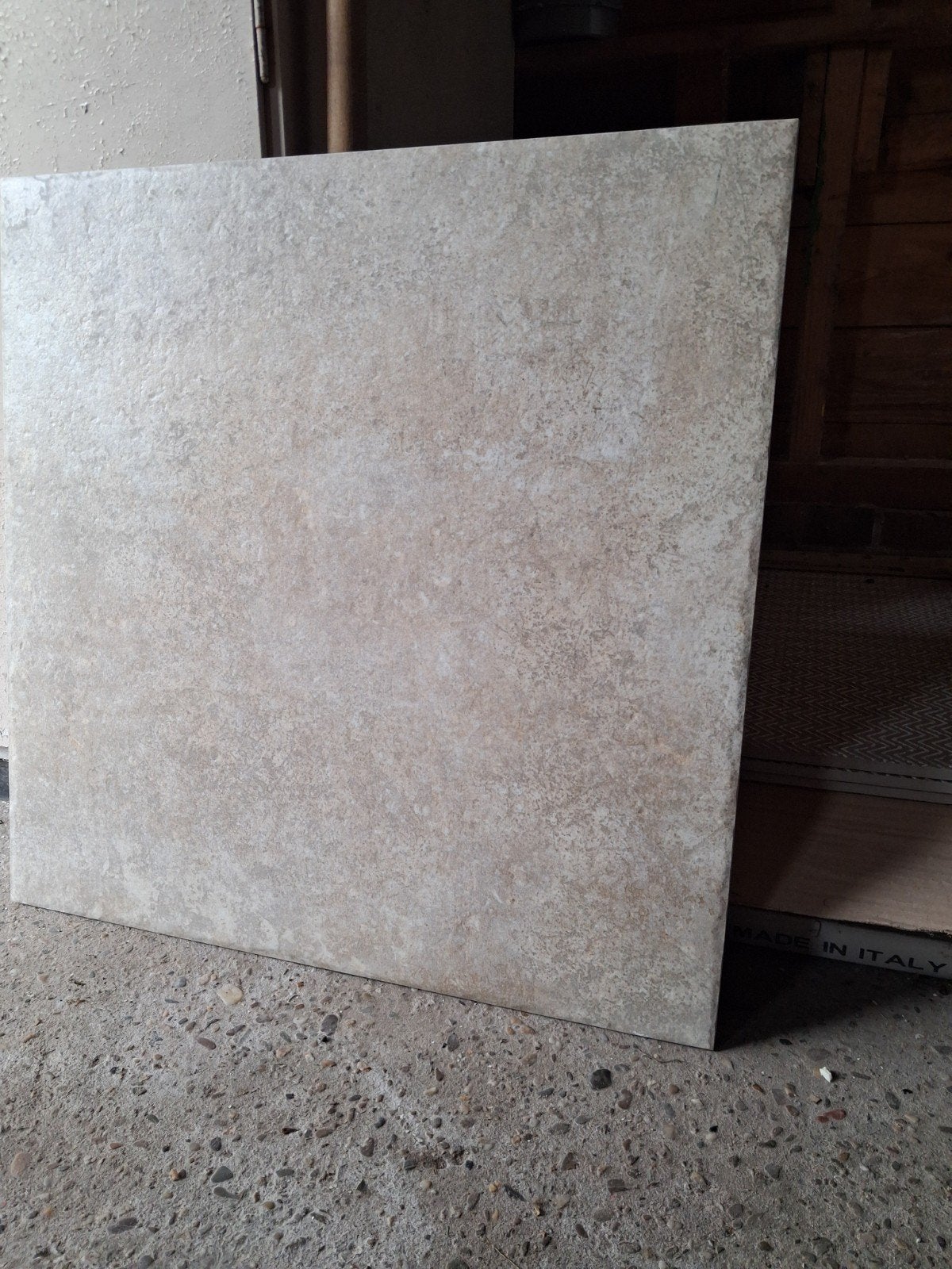 Beige badkamer tegels 60x60 cm - 10 stuks    tuks, Doe-het-zelf en Verbouw, Tegels, 60 cm of meer, Nieuw, Ophalen of Verzenden