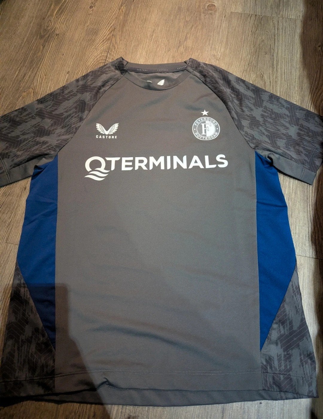 Feyenoord shirt, Maat XS of kleiner, Ophalen of Verzenden, Nieuw, Shirt