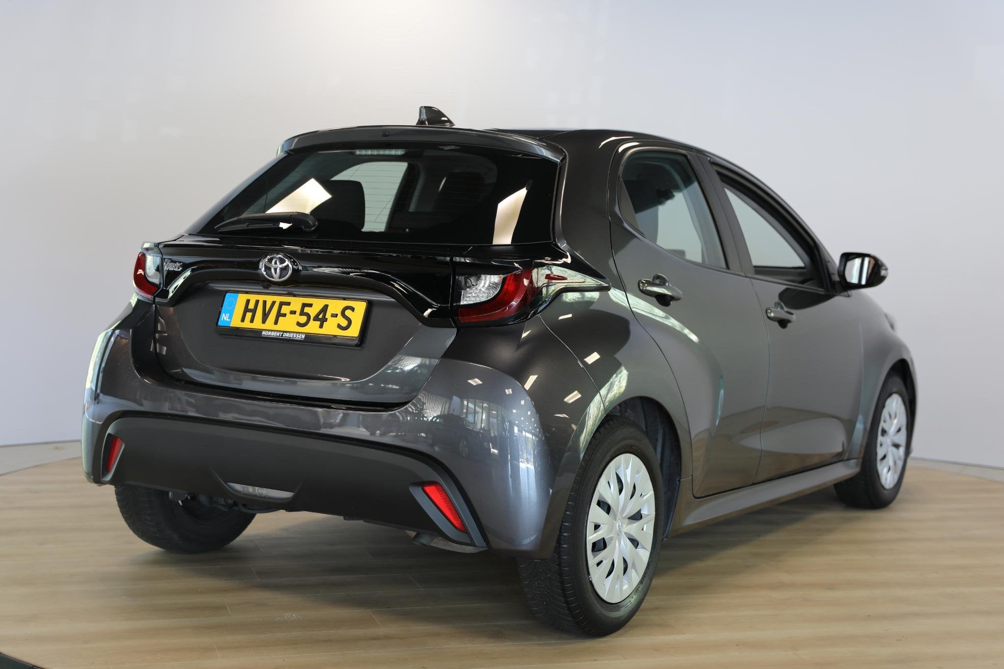 Toyota Yaris 1.0 VVT-i Active | Apple Carplay | Private Leas, Auto's, Toyota, Voorwielaandrijving, 12 maanden, Stof, Gebruikt