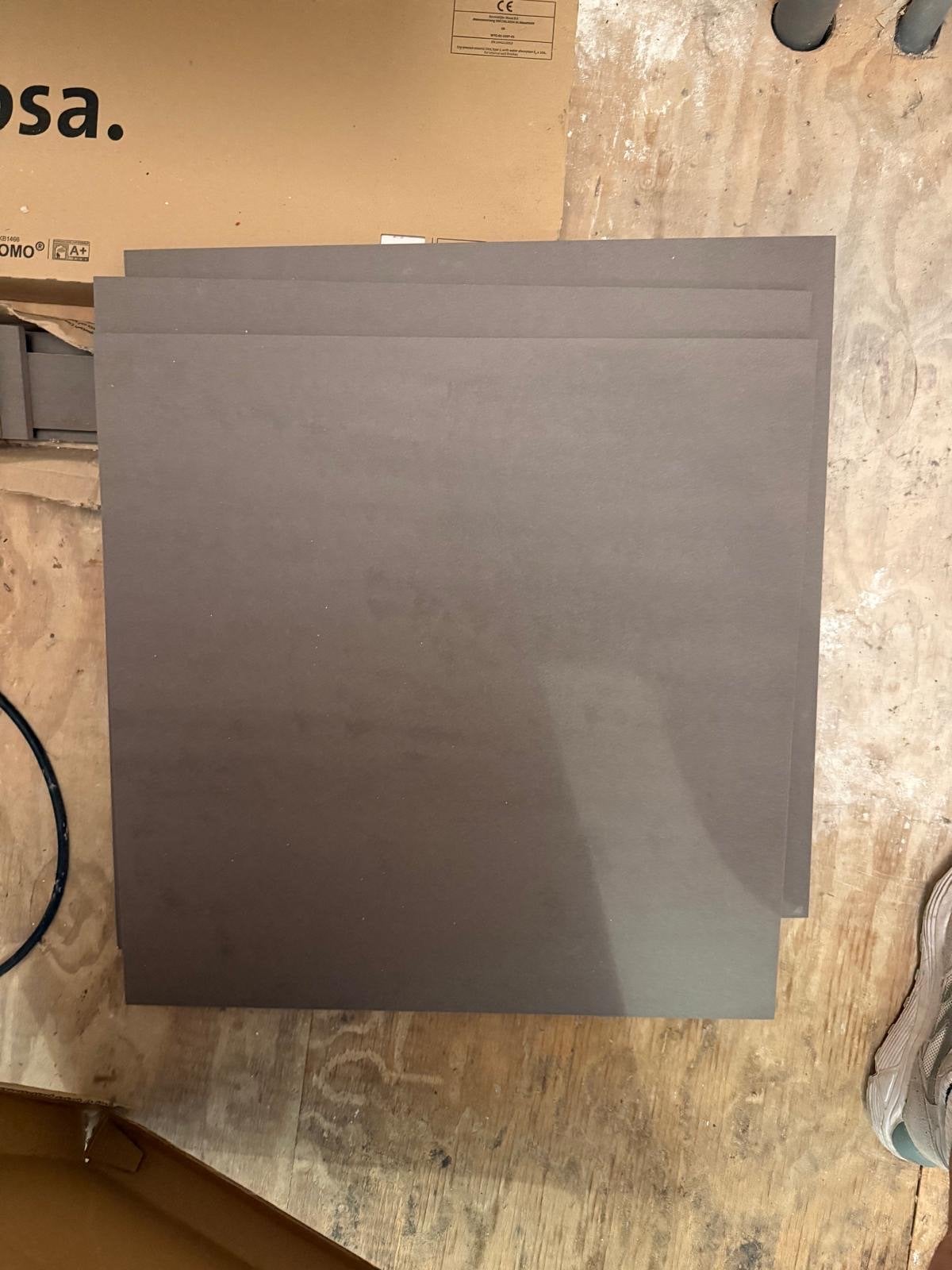 3 gratis nieuwe tegels 60x60cm, Tuin en Terras, Tegels en Klinkers, Ophalen, Nieuw, Keramiek, Minder dan 5 m²