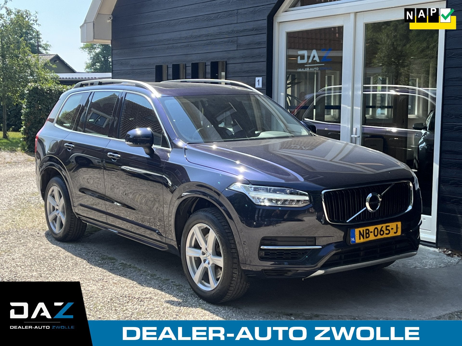 Volvo XC90 2.0 T8 Twin Engine AWD Momentum 7P/Ecc/Leer/Navi/, Gebruikt, 1969 cc, 7 stoelen, Bedrijf