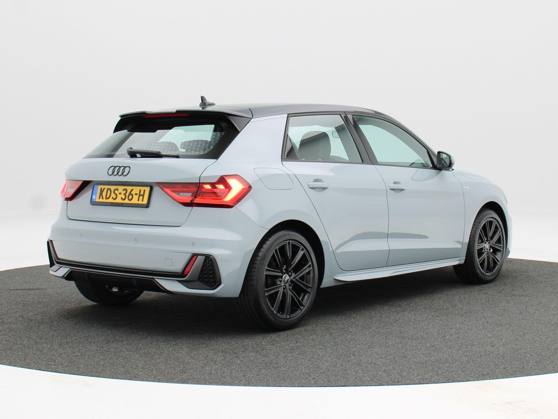 Audi A1 S edition 25 TFSI | 95 PK | Contrast dak | 17 inch l, Auto's, Audi, Voorwielaandrijving, Automatische klimaatregeling