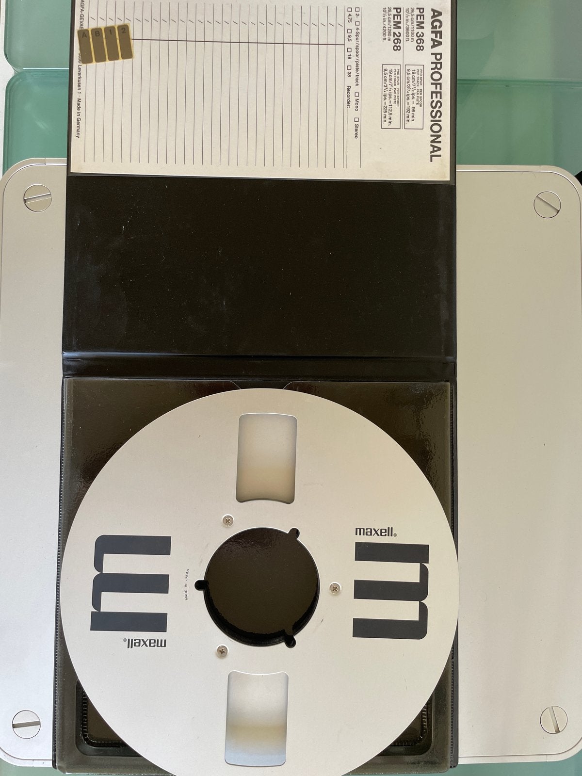 Agfa PEM 368 cassette met NAB Maxell haspel., Ophalen of Verzenden, Onderdeel