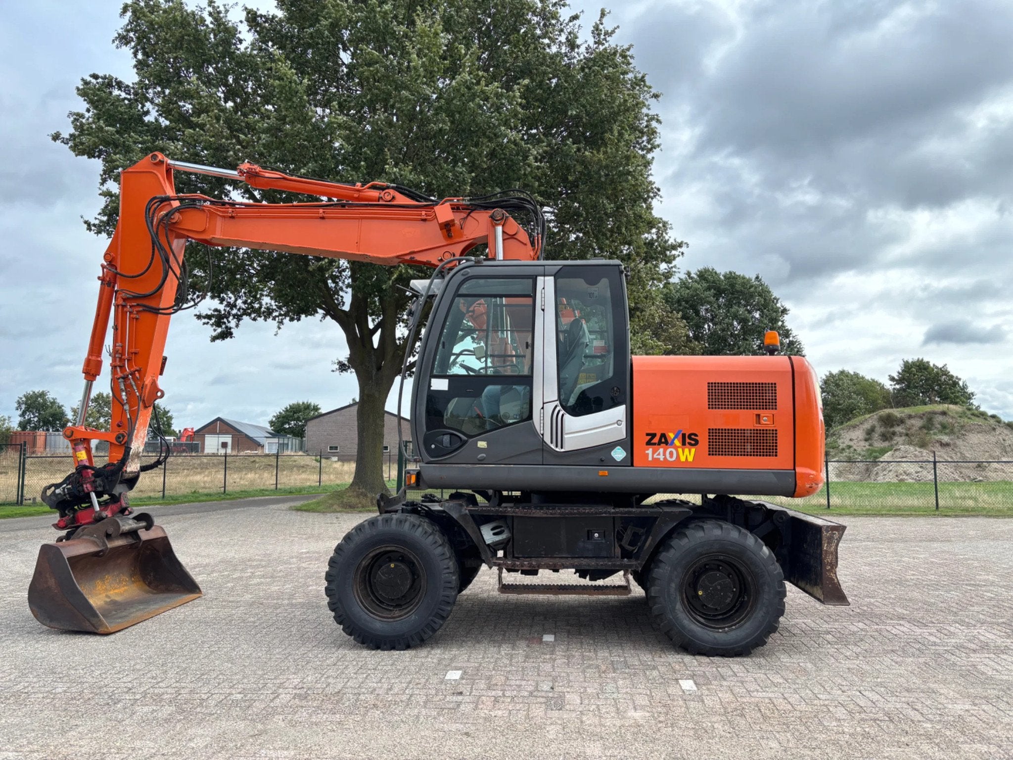 Hitachi ZX140W-3 Mobiele kraan Graafmachine Rototilt!, Graafmachine