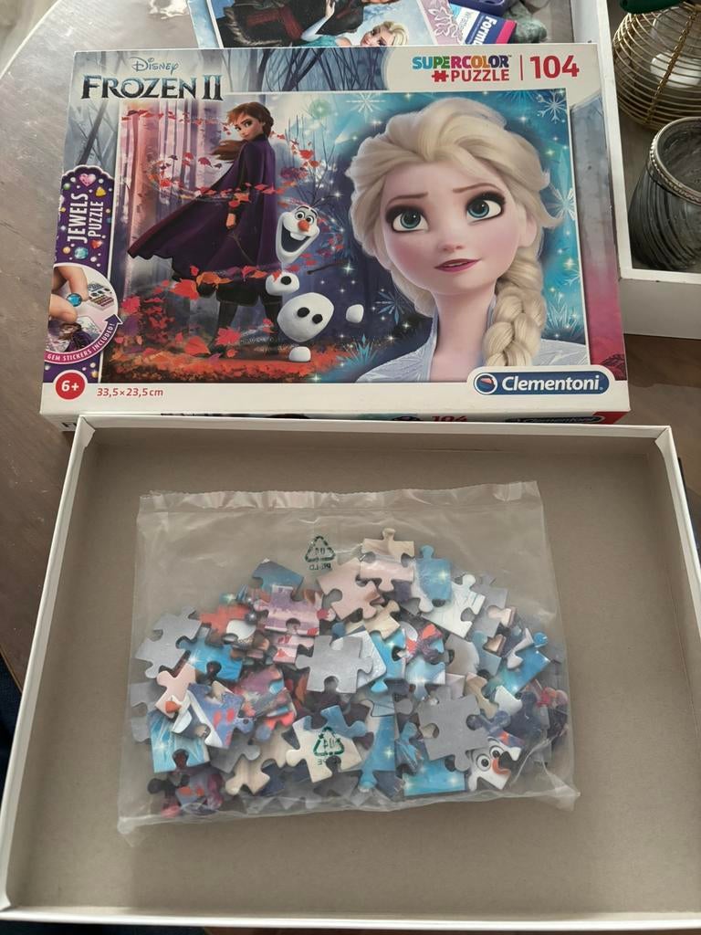 Frozen puzzel ( is nog dicht), Ophalen, Meer dan 50 stukjes, Nieuw, 6 jaar of ouder
