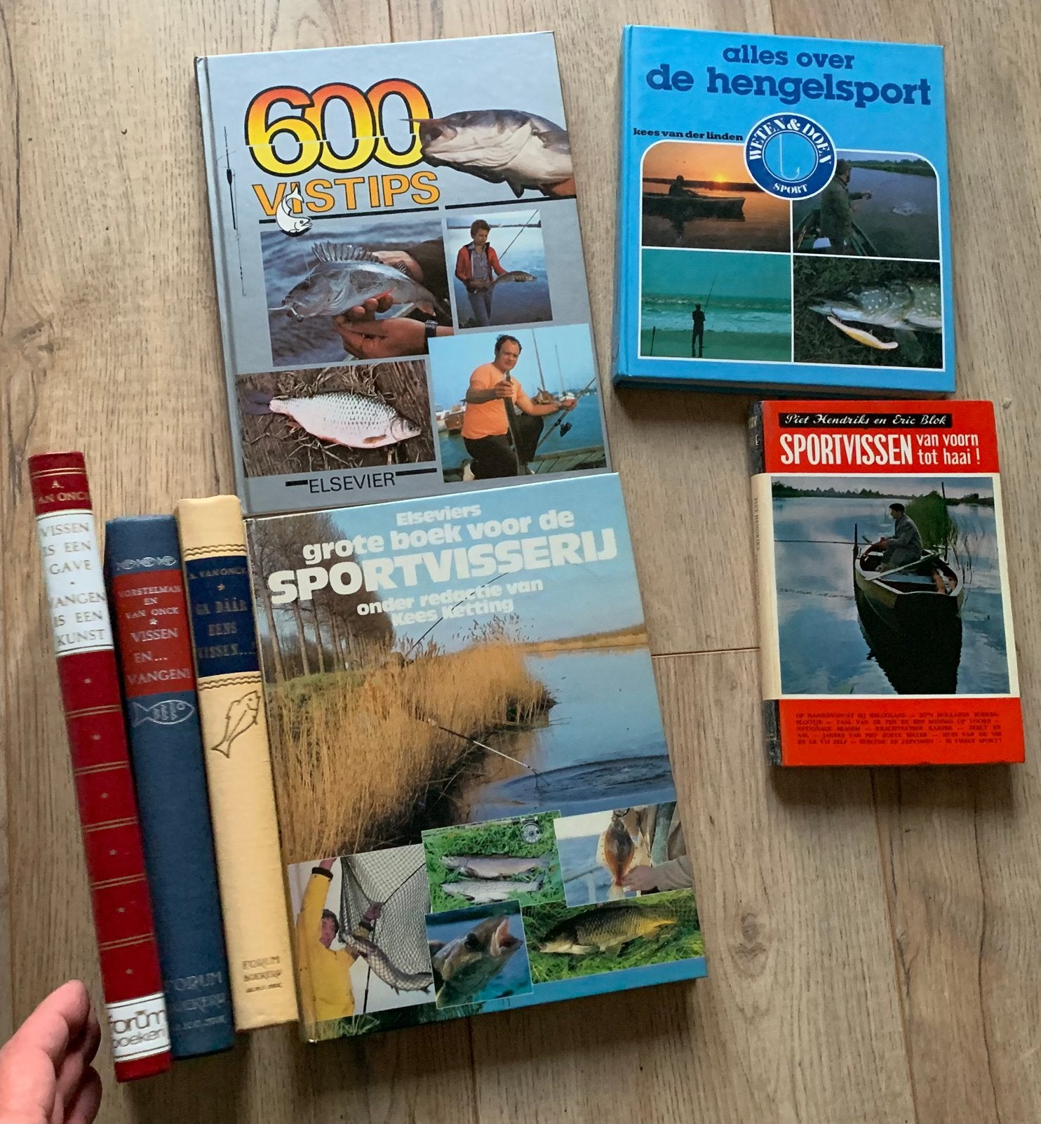 Hengelsport visboeken old skool vissen van onck sportvisser, Watersport en Boten, Ophalen of Verzenden, Zo goed als nieuw, Boek of Tijdschrift