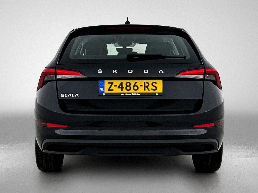 Skoda Scala 1.0 TSI Active 95 PK | LED Koplampen | Apple Car, Auto's, Skoda, Voorwielaandrijving, 12 maanden, 95 pk, LED verlichting