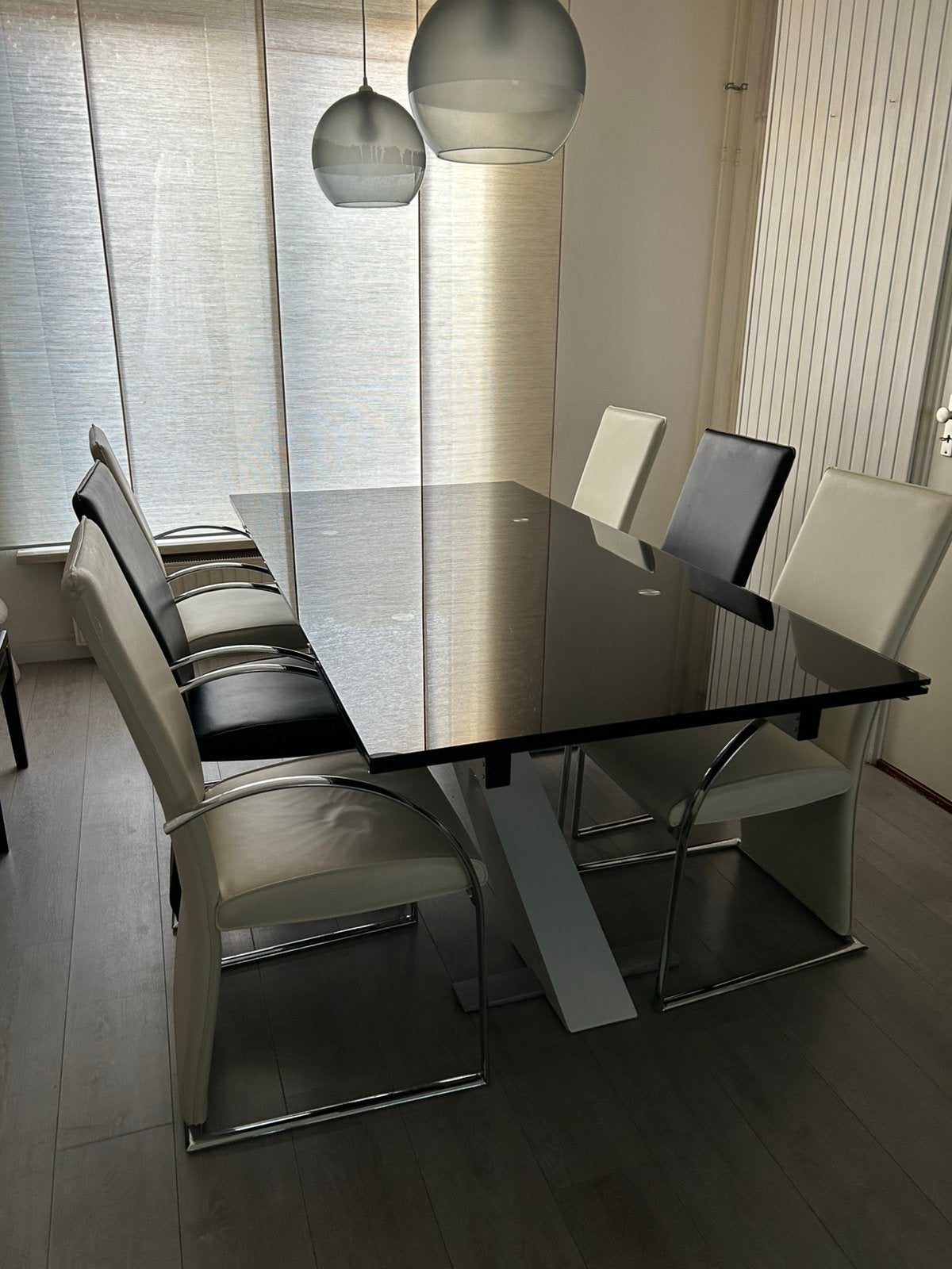 Te koop uitschuifbare glazen tafel 2 m x 1 m incl 6 stoelen, Ophalen, Gebruikt, Modern, 4 tot 6 stoelen