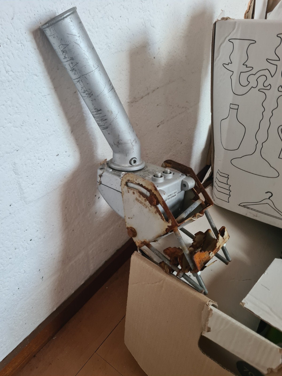 Satellietantenne rotor met mastklem - Gebruikt, Ophalen, Gebruikt, Toebehoren