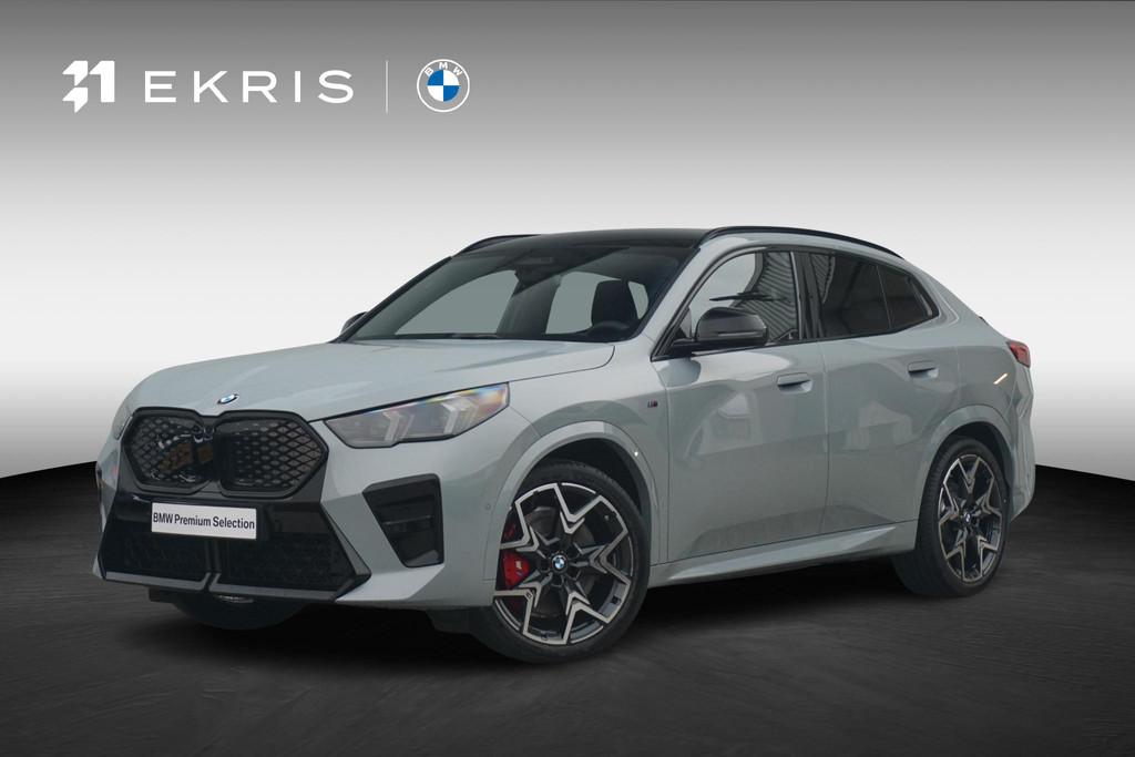 BMW iX2 eDrive20 | M Sportpakket Pro | Trekhaak | Schuif-kan, Auto's, BMW, IX2, 750 kg, 204 pk, Blauw