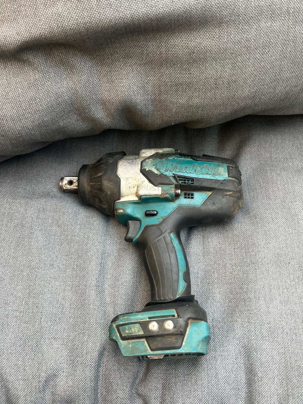 Makita 18V Slagmoersleutel - Gebruikt, Doe-het-zelf en Verbouw, Gereedschap | Boormachines, Ophalen, Variabele snelheid, Overige typen
