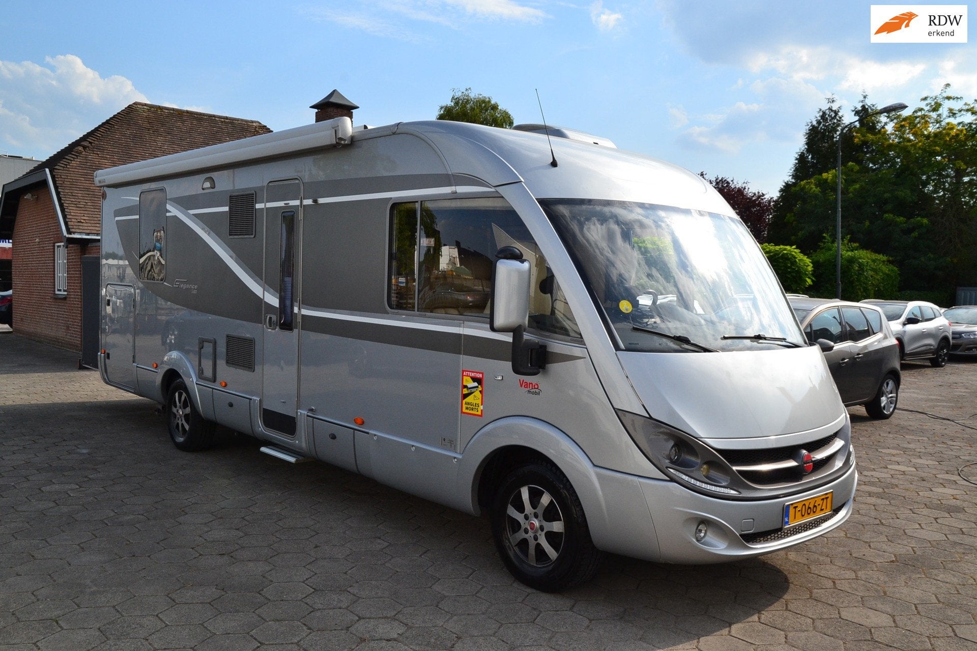 Burstner BU I800 Elegance - Automaat - Airco - Dakairco - Na, Ringverwarming, Bedrijf, Diesel, Afzuigkap