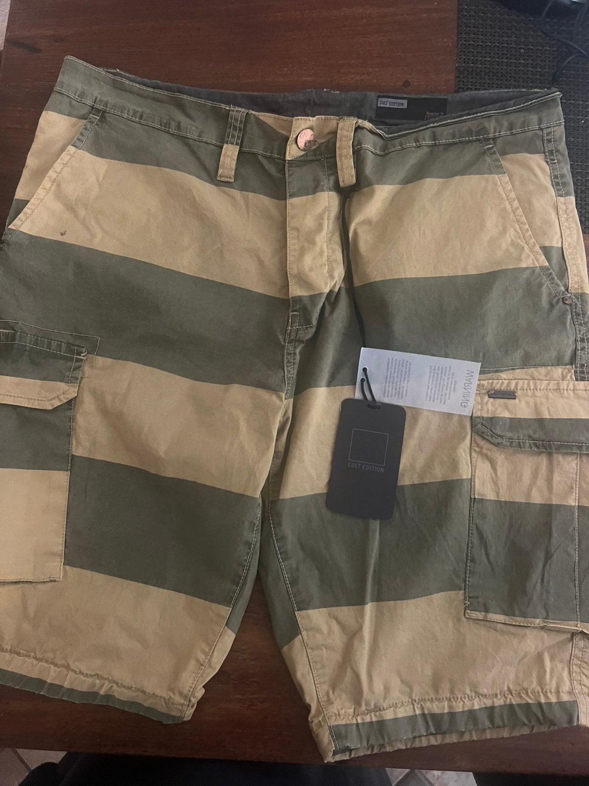 Nieuwe korte broek, Kleding | Heren, Broeken en Pantalons, Ophalen of Verzenden, Nieuw, Maat 56/58 (XL), Groen