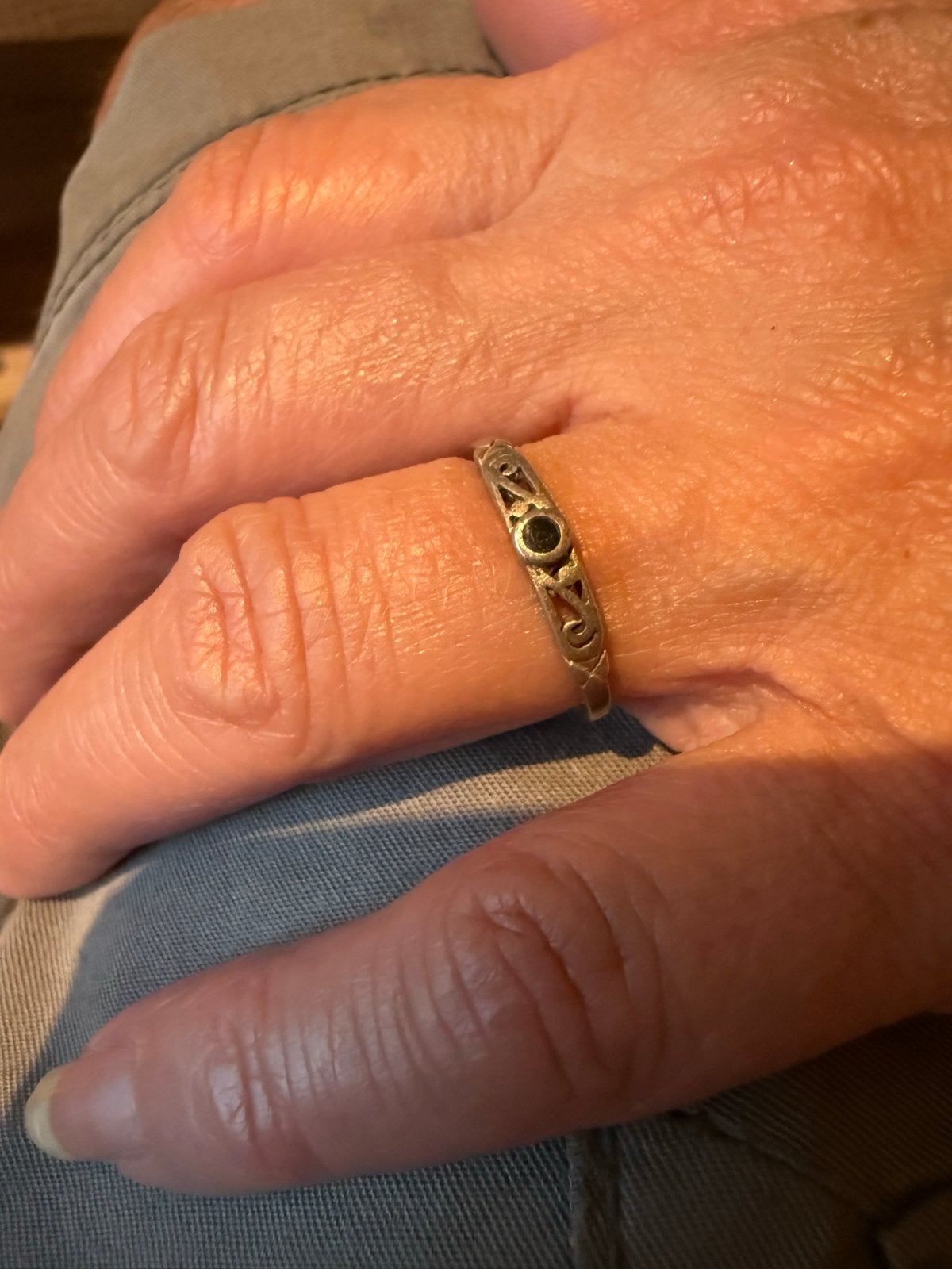 Zilveren 925 ring met zwarte steen, Gebruikt, Ophalen of Verzenden, 17 tot 18, Met edelsteen