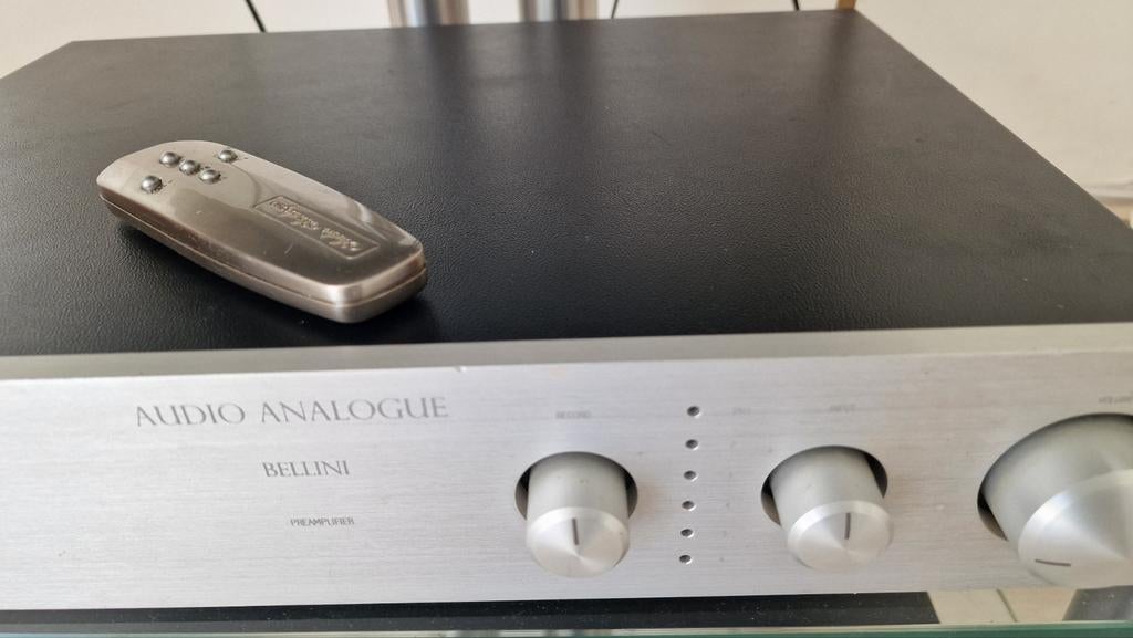Audio Analogue Bellini Pre-Amp (1800  + New), Overige merken, Gebruikt, Ophalen of Verzenden, 120 watt of meer