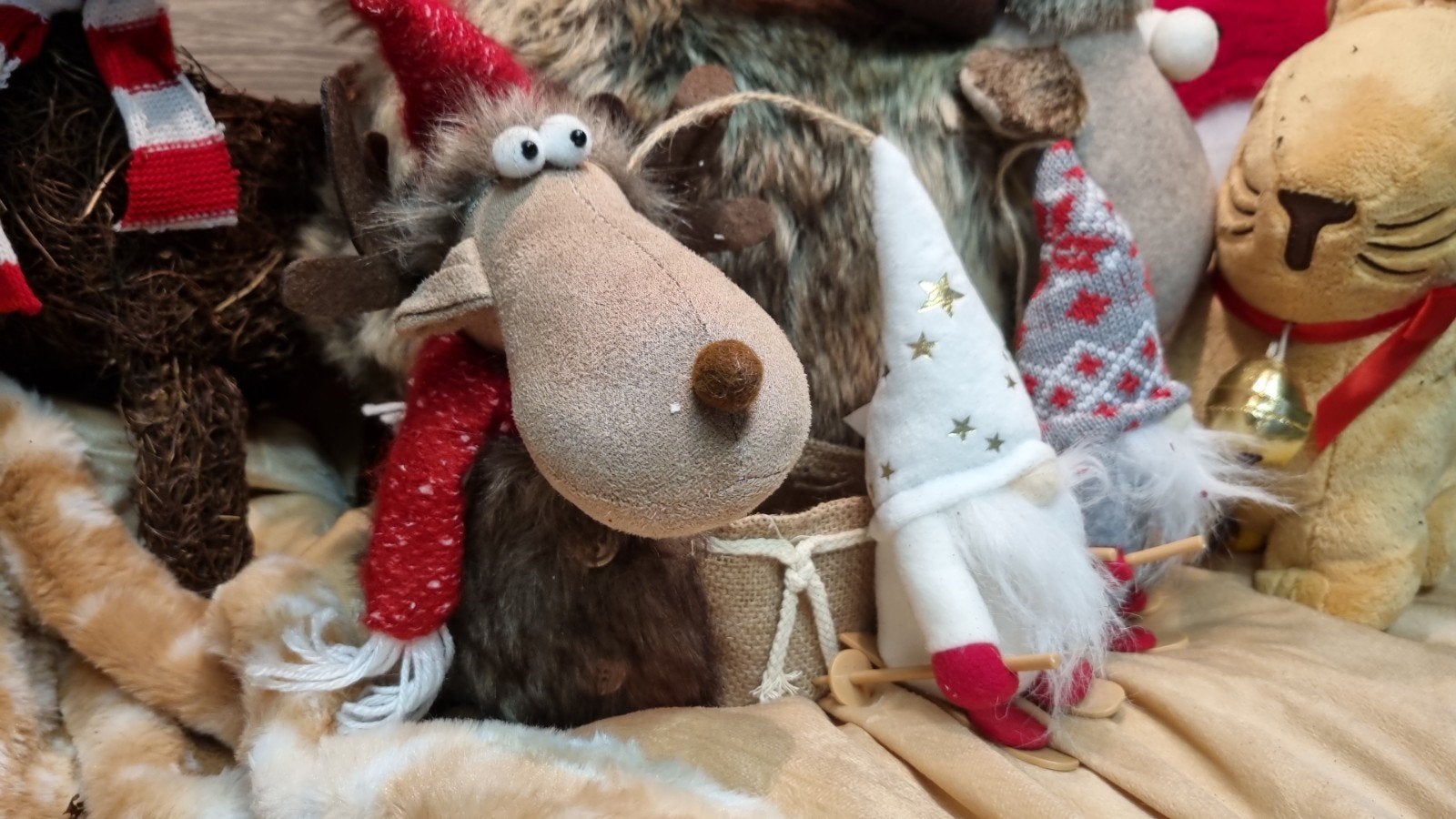 partij met 3kg kerst knuffels decoraties, Diversen, Verzenden, Zo goed als nieuw