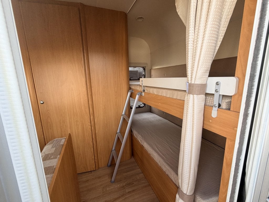Chateau 500 Stapelbed en 2x zitje, Kachel, Bedrijf, 5 tot 6 meter, Overige typen