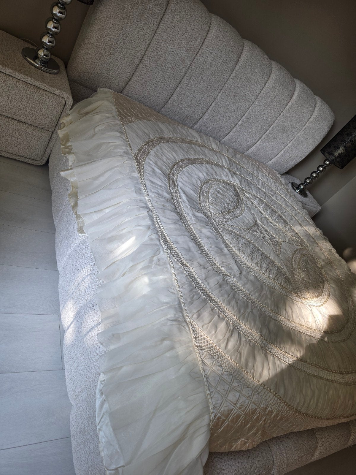 Luxe Bedsprei met Kussens - Crème/Beige, Beige, Overige materialen, Tweepersoons, Ophalen of Verzenden